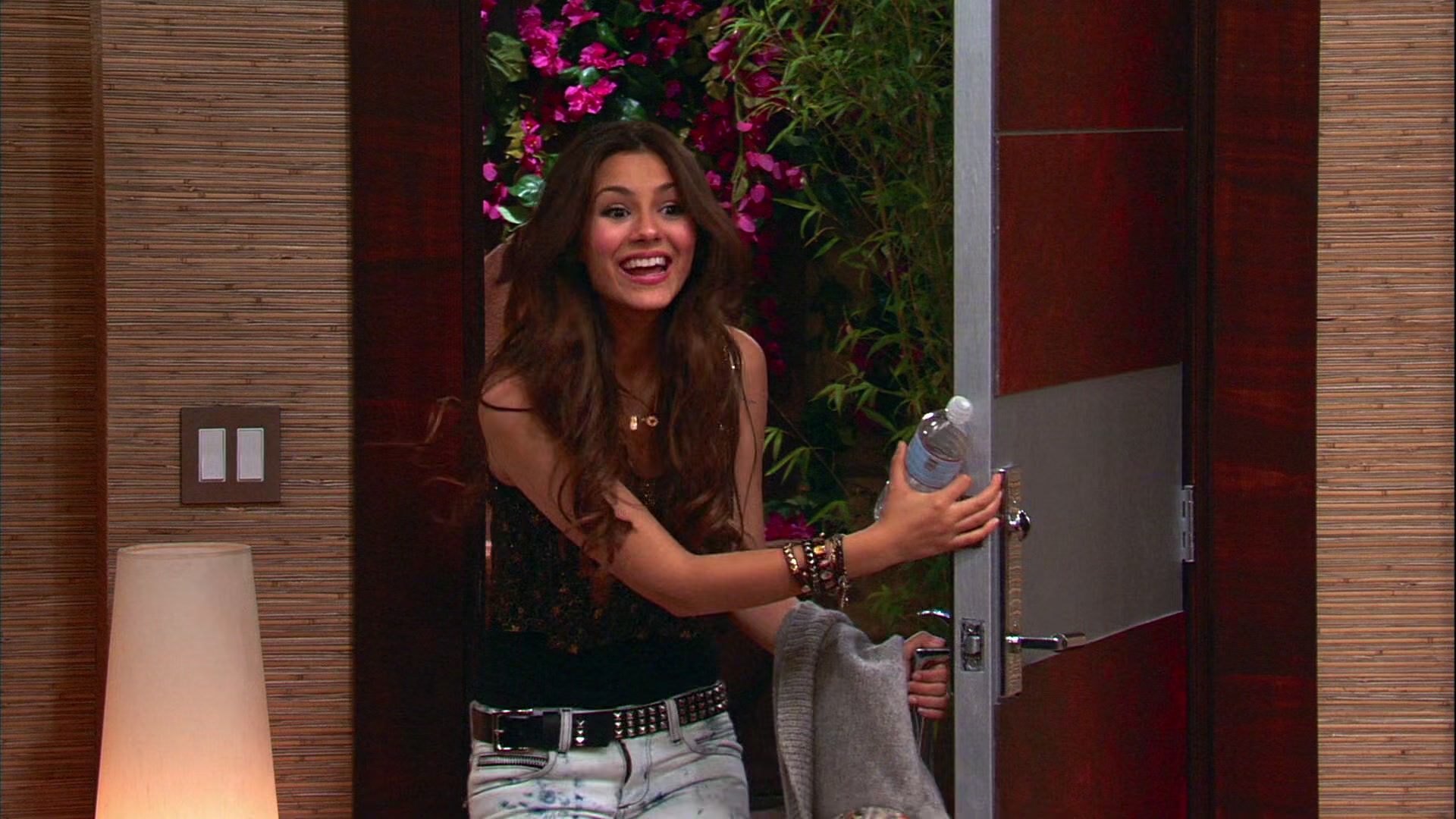 Victorious_S01E13_E14_FreakTheFreakOut_VJBR_6042.jpg