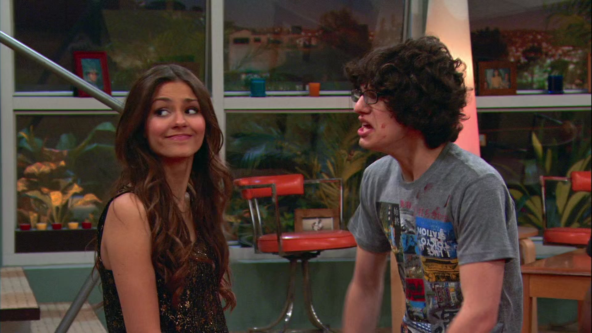 Victorious_S01E13_E14_FreakTheFreakOut_VJBR_6075.jpg