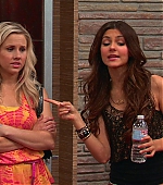 Victorious_S01E13_E14_FreakTheFreakOut_VJBR_6142.jpg