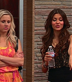 Victorious_S01E13_E14_FreakTheFreakOut_VJBR_6145.jpg