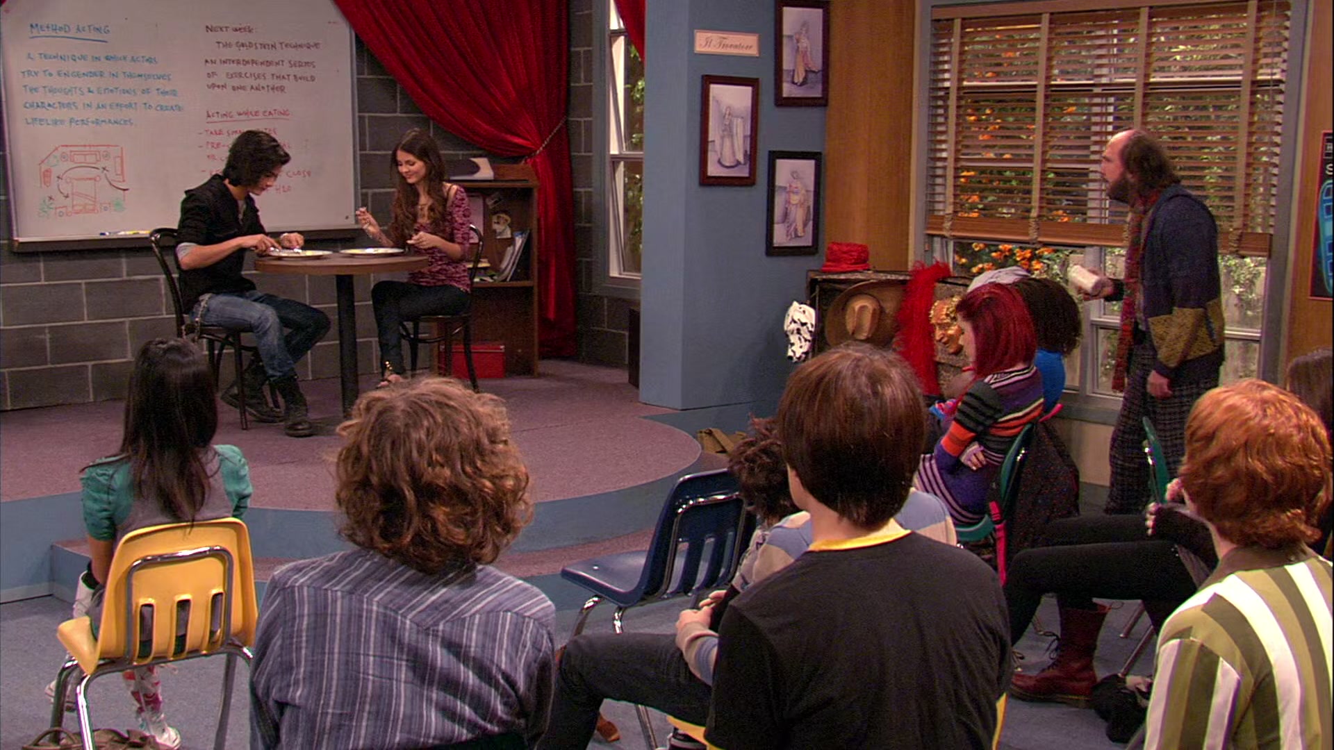 Victorious_S01E15_Rex_Dies_VJBR_0029.jpg