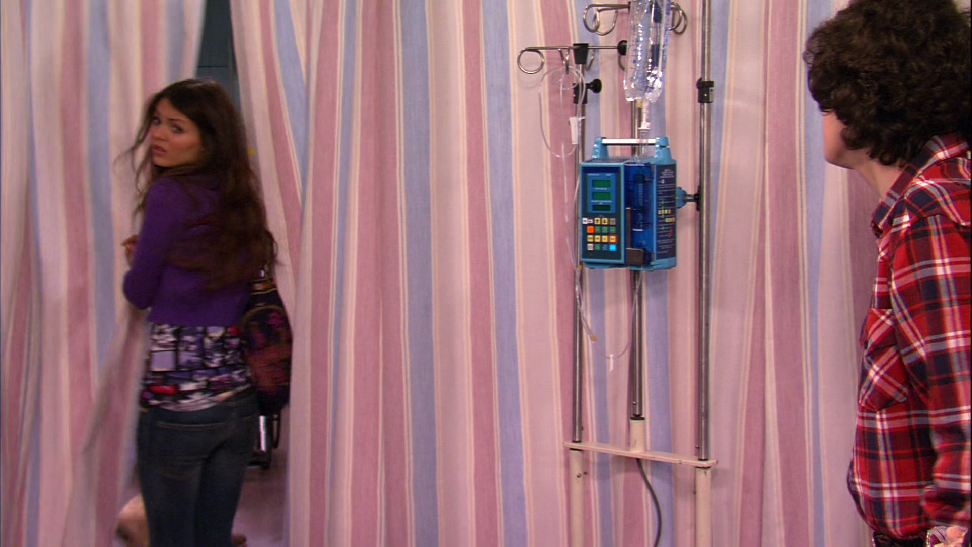 Victorious_S01E15_Rex_Dies_VJBR_2641.jpg