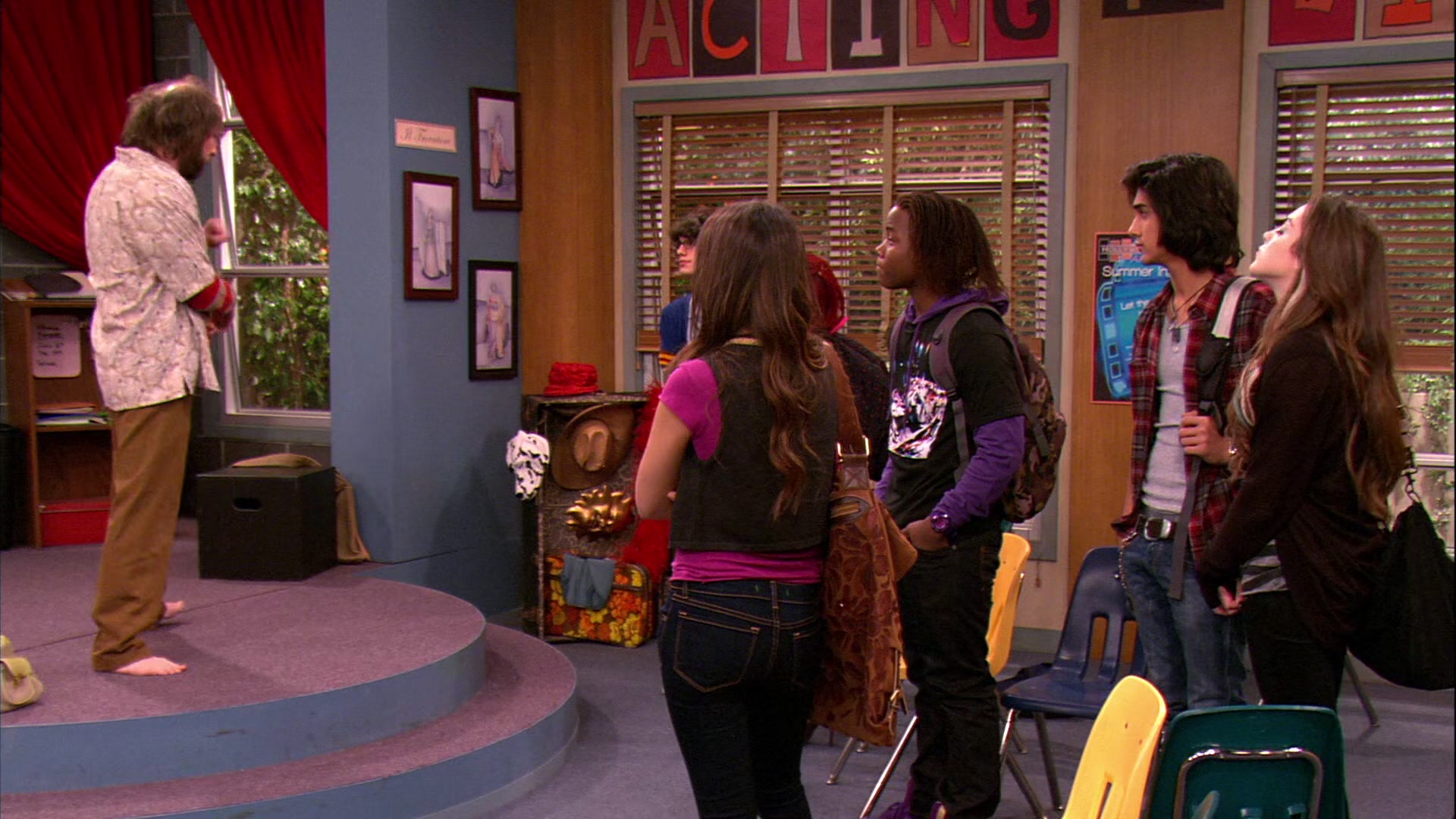 Victorious_S01E16_TheDiddlyBops_VJBR_0150.jpg