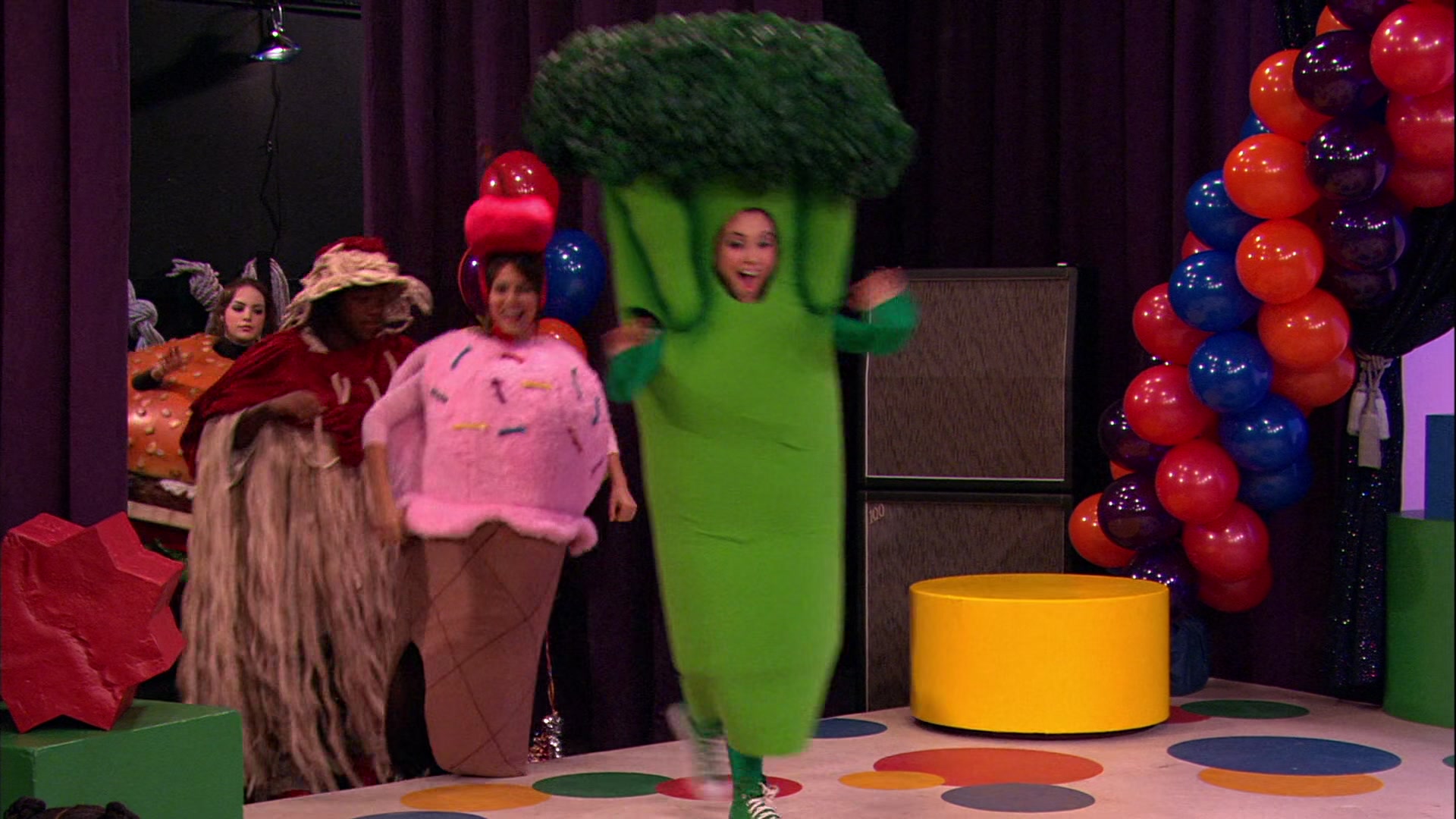 Victorious_S01E16_TheDiddlyBops_VJBR_1248.jpg