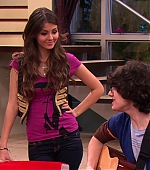 Victorious_S01E16_TheDiddlyBops_VJBR_0694.jpg