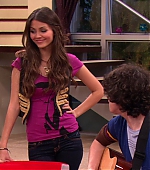 Victorious_S01E16_TheDiddlyBops_VJBR_0695.jpg