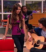 Victorious_S01E16_TheDiddlyBops_VJBR_0737.jpg