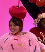 Victorious_S01E16_TheDiddlyBops_VJBR_1329.jpg