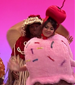 Victorious_S01E16_TheDiddlyBops_VJBR_1345.jpg