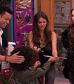 Victorious_S01E16_TheDiddlyBops_VJBR_1698.jpg