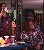 Victorious_S01E16_TheDiddlyBops_VJBR_2151.jpg