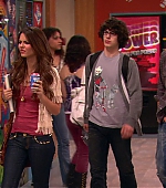 Victorious_S01E18_TheWood_VJBR_0203.jpg