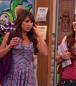 Victorious_S01E18_TheWood_VJBR_0221.jpg