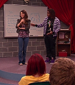 Victorious_S01E20_SleepoverAtSikowitzs_VJBR_0040.jpg