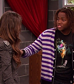 Victorious_S01E20_SleepoverAtSikowitzs_VJBR_0047.jpg