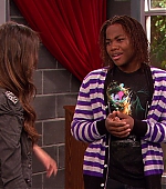 Victorious_S01E20_SleepoverAtSikowitzs_VJBR_0051.jpg