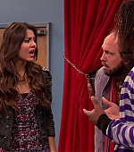 Victorious_S01E20_SleepoverAtSikowitzs_VJBR_0074.jpg