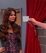 Victorious_S01E20_SleepoverAtSikowitzs_VJBR_0110.jpg