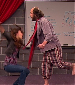 Victorious_S01E20_SleepoverAtSikowitzs_VJBR_0112.jpg