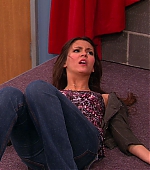 Victorious_S01E20_SleepoverAtSikowitzs_VJBR_0123.jpg