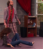 Victorious_S01E20_SleepoverAtSikowitzs_VJBR_0166.jpg