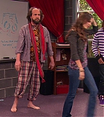 Victorious_S01E20_SleepoverAtSikowitzs_VJBR_0171.jpg