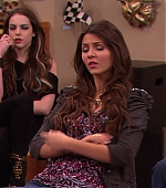 Victorious_S01E20_SleepoverAtSikowitzs_VJBR_0198.jpg