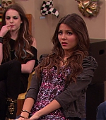 Victorious_S01E20_SleepoverAtSikowitzs_VJBR_0200.jpg