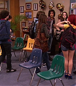 Victorious_S01E20_SleepoverAtSikowitzs_VJBR_0231.jpg