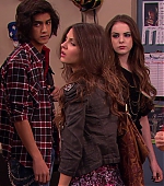 Victorious_S01E20_SleepoverAtSikowitzs_VJBR_0237.jpg