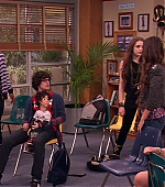 Victorious_S01E20_SleepoverAtSikowitzs_VJBR_0389.jpg