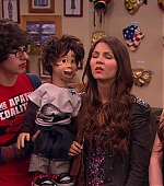 Victorious_S01E20_SleepoverAtSikowitzs_VJBR_0527.jpg