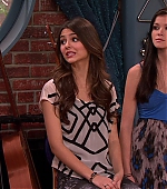 Victorious_S02E01_BegginOnYourKnees_VJBR_0058.jpg