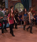 Victorious_S02E01_BegginOnYourKnees_VJBR_0118.jpg