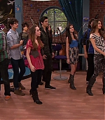 Victorious_S02E01_BegginOnYourKnees_VJBR_0119.jpg