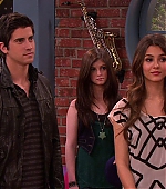 Victorious_S02E01_BegginOnYourKnees_VJBR_0152.jpg