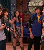 Victorious_S02E01_BegginOnYourKnees_VJBR_0194.jpg