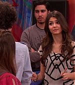 Victorious_S02E01_BegginOnYourKnees_VJBR_0218.jpg