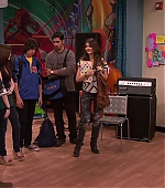 Victorious_S02E01_BegginOnYourKnees_VJBR_0236.jpg