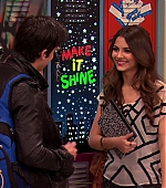 Victorious_S02E01_BegginOnYourKnees_VJBR_0451.jpg