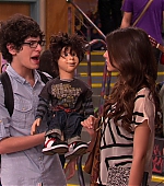 Victorious_S02E01_BegginOnYourKnees_VJBR_0945.jpg