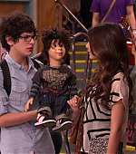 Victorious_S02E01_BegginOnYourKnees_VJBR_0946.jpg