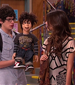 Victorious_S02E01_BegginOnYourKnees_VJBR_0969.jpg