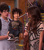 Victorious_S02E01_BegginOnYourKnees_VJBR_0972.jpg