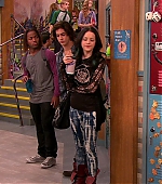 Victorious_S02E01_BegginOnYourKnees_VJBR_0994.jpg