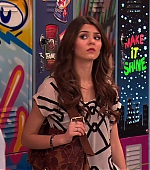 Victorious_S02E01_BegginOnYourKnees_VJBR_1044.jpg