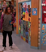 Victorious_S02E01_BegginOnYourKnees_VJBR_1046.jpg