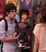 Victorious_S02E01_BegginOnYourKnees_VJBR_1054.jpg