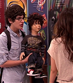 Victorious_S02E01_BegginOnYourKnees_VJBR_1056.jpg