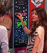 Victorious_S02E01_BegginOnYourKnees_VJBR_1059.jpg